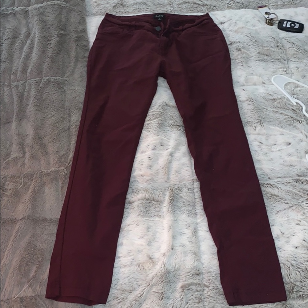 Burgundy jeggings